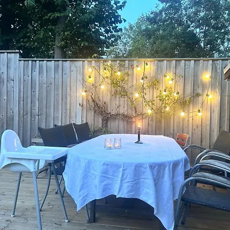 Family House With 3 Bedrooms, Garden & Free Parking * Kopenhaga
