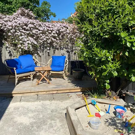 Family House With 3 Bedrooms, Garden & Free Parking Kopenhaga