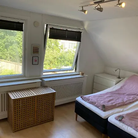 Family House With 3 Bedrooms, Garden & Free Parking Kopenhagen